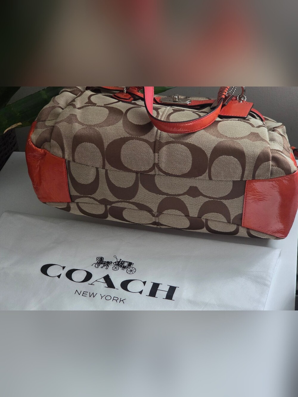 Coach Signature Chelsea Jayden Carryall tote Bag W/silver Hardware & Dust Bag - Picture 2 of 16